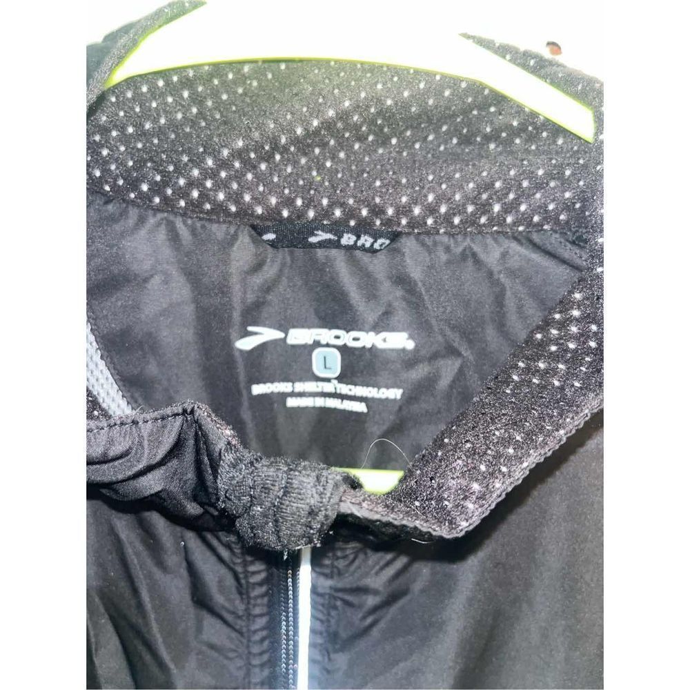 Brooks Running Jacket - image 8